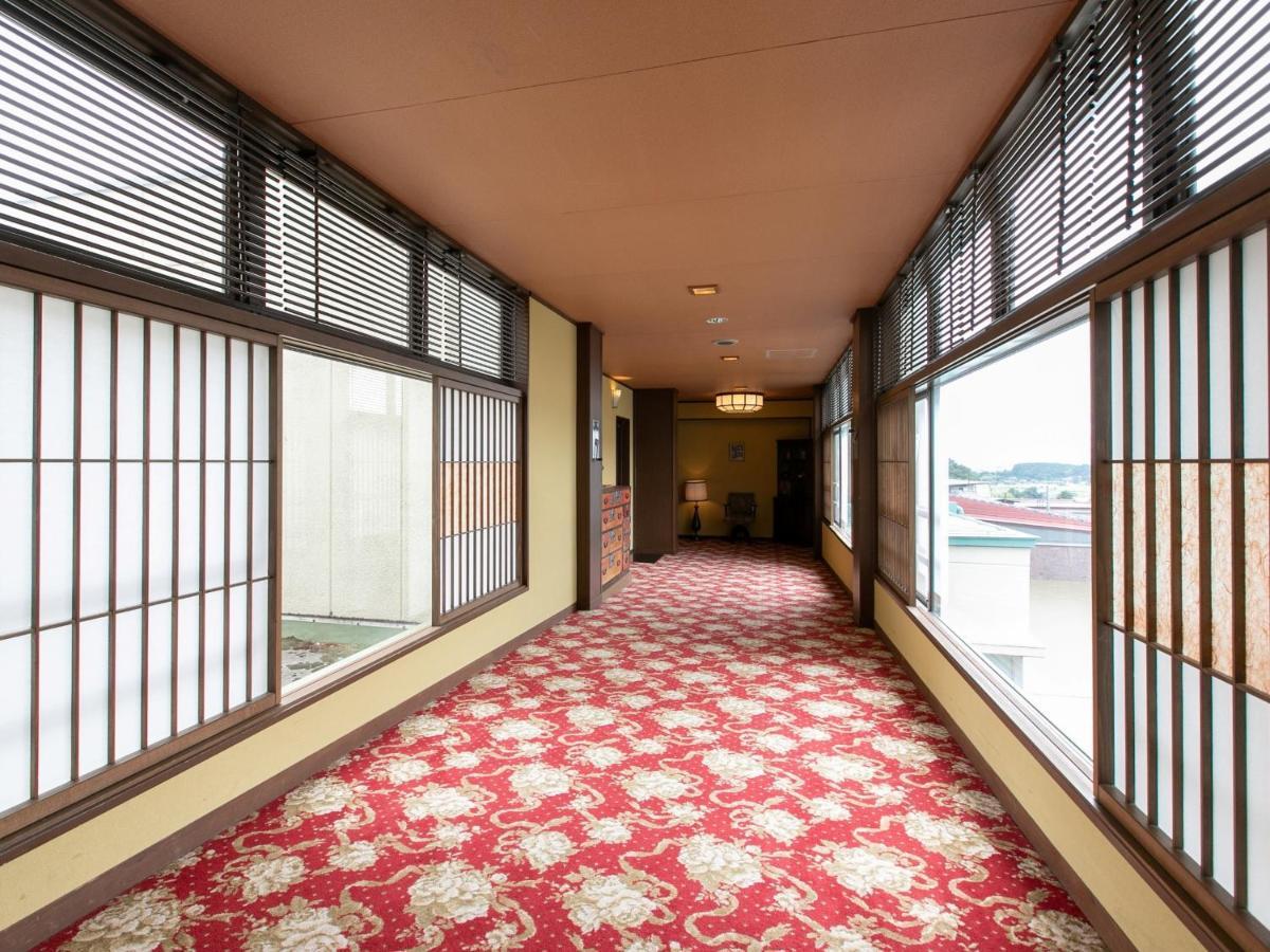 Hotel Minoya à Yahiko Extérieur photo