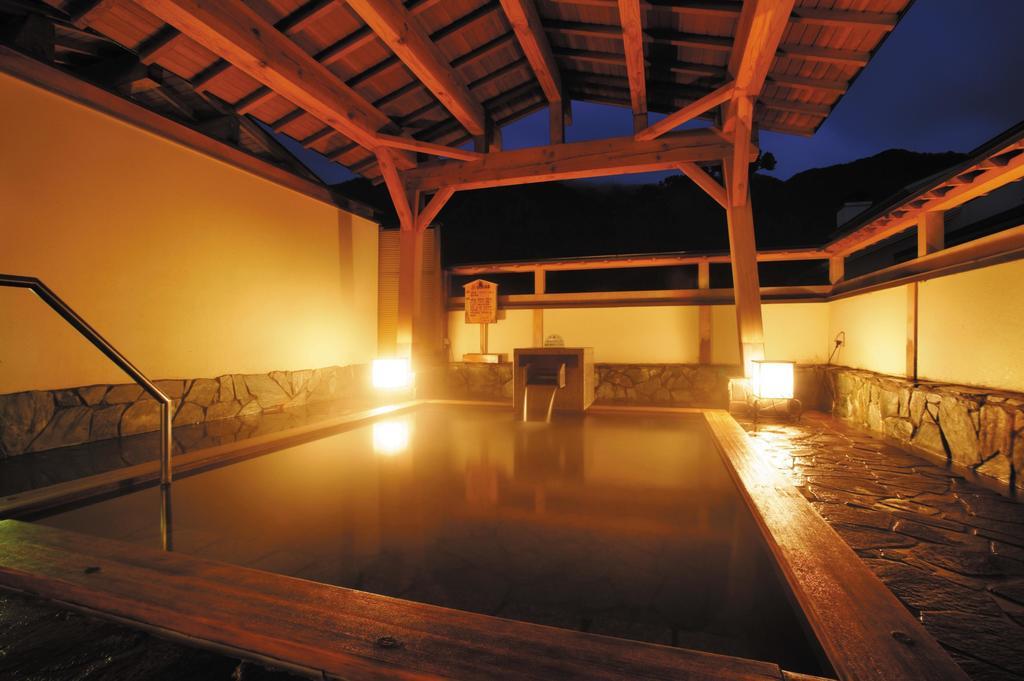 Hotel Minoya à Yahiko Extérieur photo