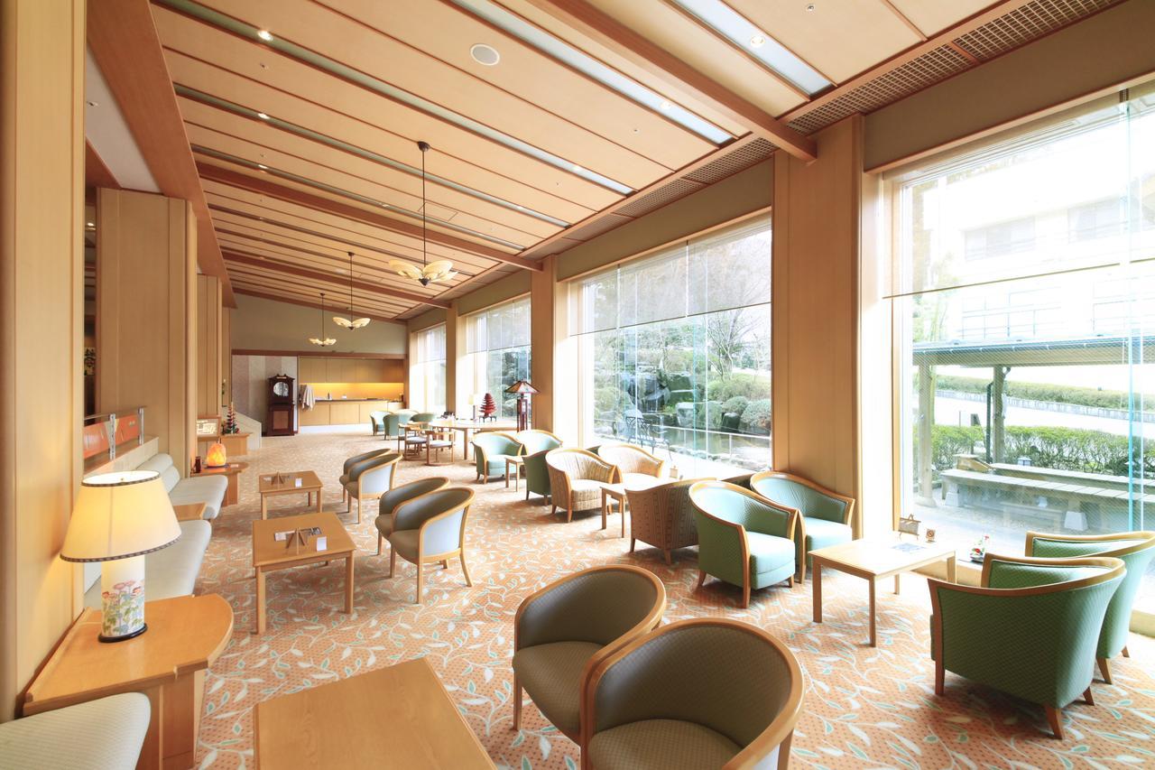 Hotel Minoya à Yahiko Extérieur photo